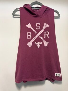 Under Armour Burgundy Athletic Tee Open Arms with White Logo Patch